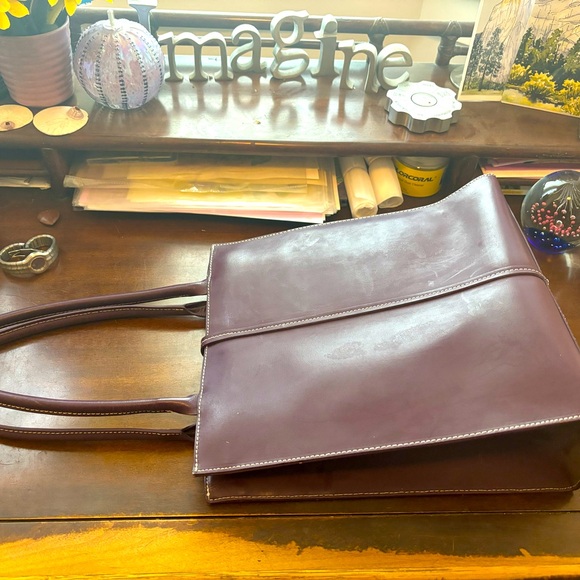 Purple leather tote - Picture 4 of 8